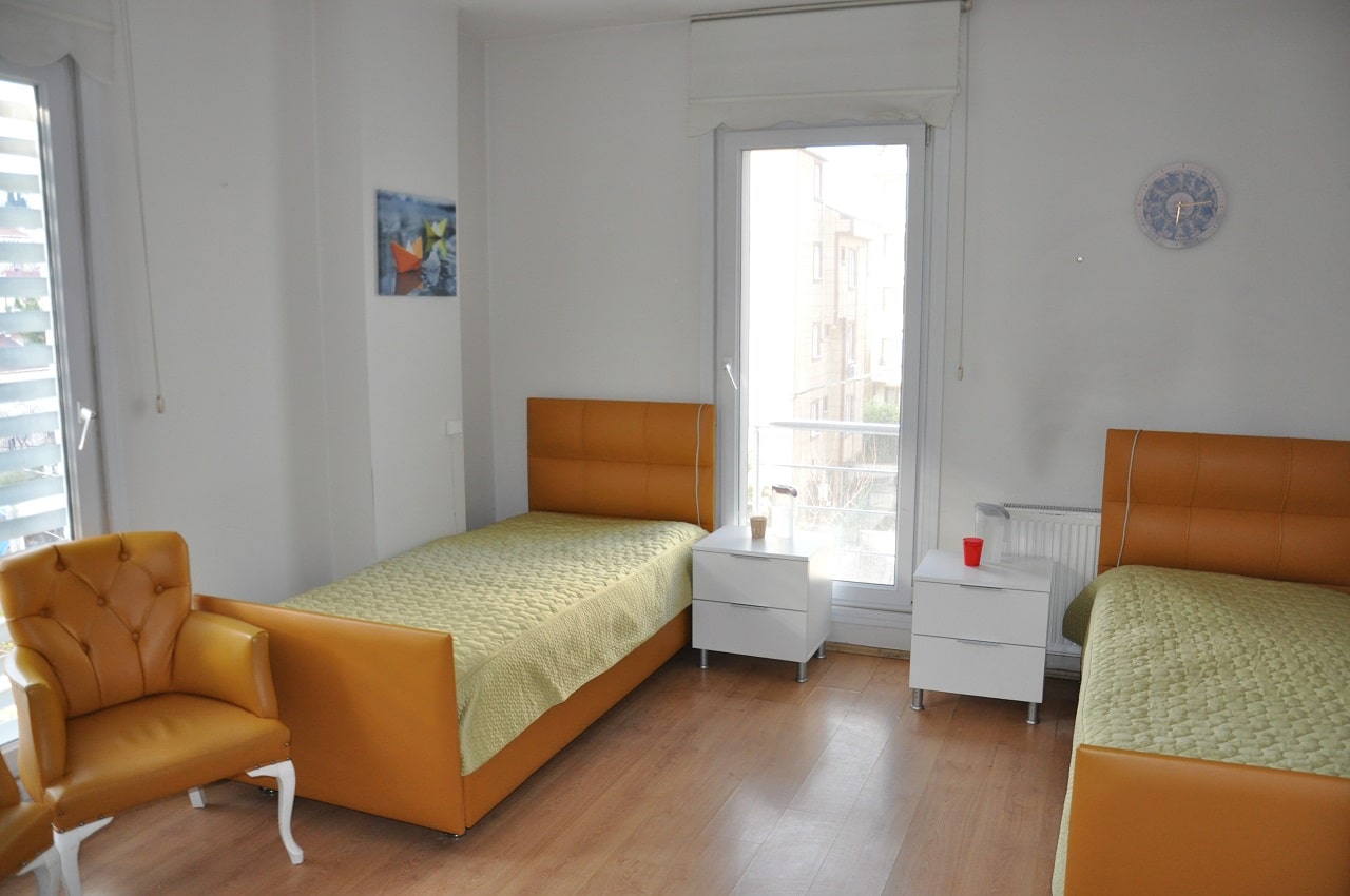 Trakeostomi Bakımına Uygun Huzurevi